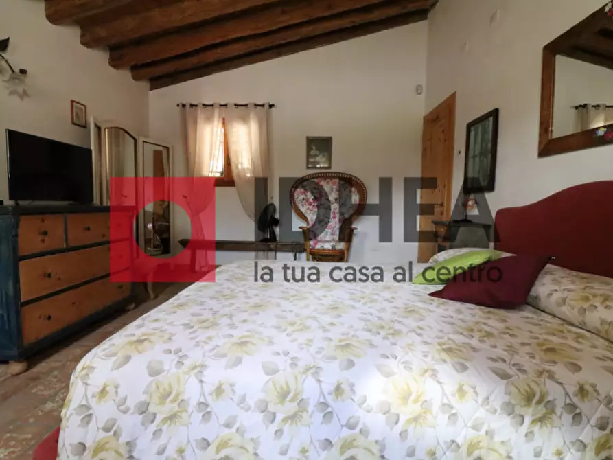 Immagine 22 di Palazzo in vendita  in Via sile a Spresiano