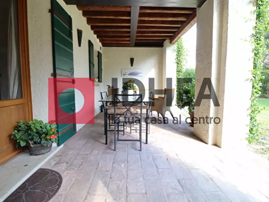 Immagine 47 di Palazzo in vendita  in Via sile a Spresiano