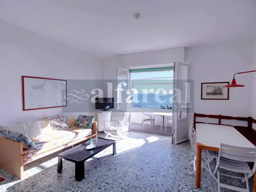 Immagine 7 di Palazzo in vendita  in Via Roma a Castiglione Della Pescaia