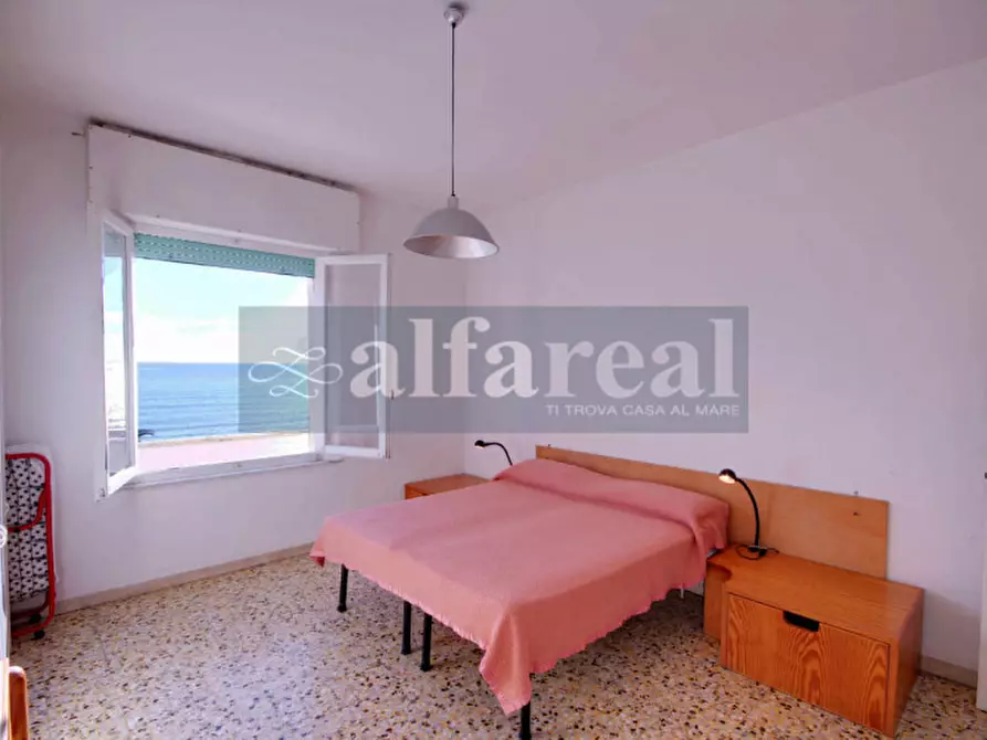 Immagine 12 di Palazzo in vendita  in Via Roma a Castiglione Della Pescaia