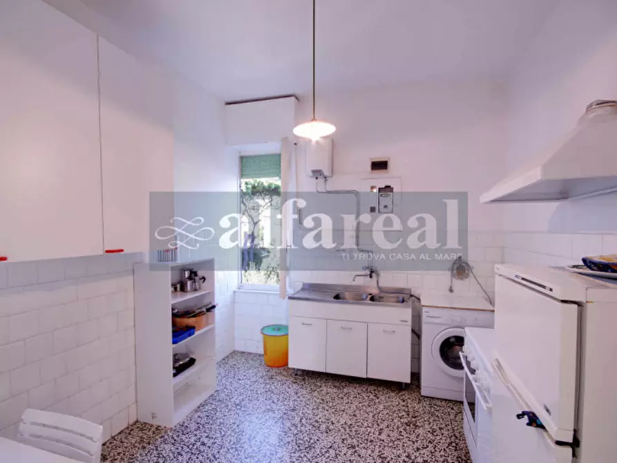 Immagine 24 di Palazzo in vendita  in Via Roma a Castiglione Della Pescaia