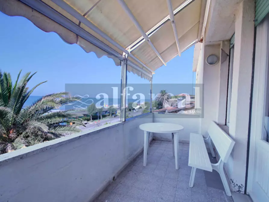 Immagine 35 di Palazzo in vendita  in Via Roma a Castiglione Della Pescaia