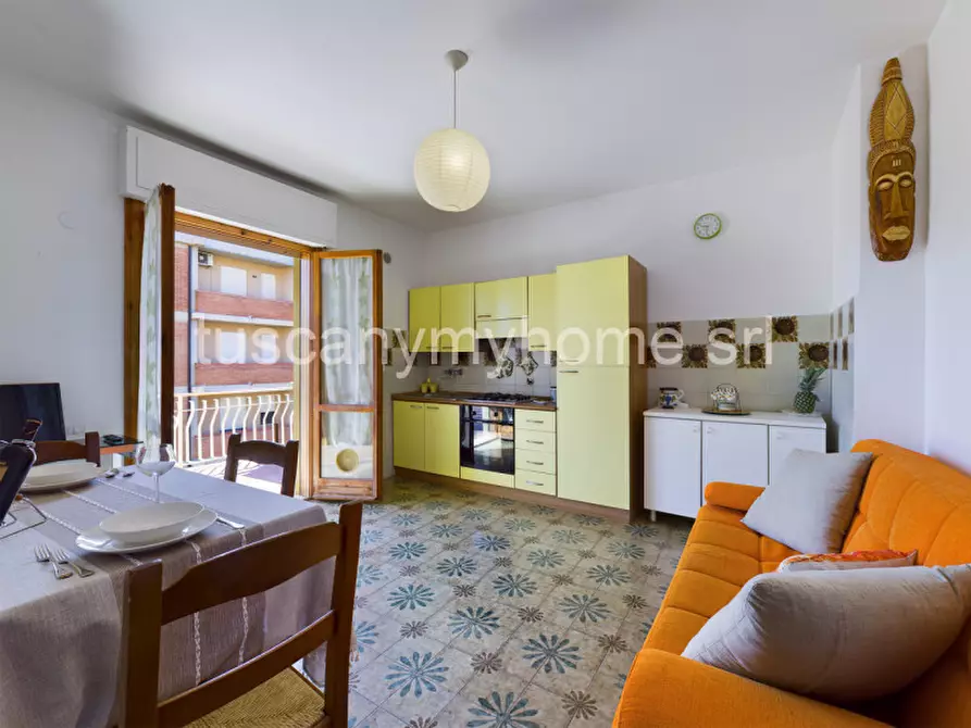 Immagine 8 di Appartamento in vendita  in Via 2 Giugno a Follonica