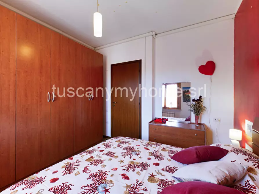 Immagine 14 di Appartamento in vendita  in Via 2 Giugno a Follonica