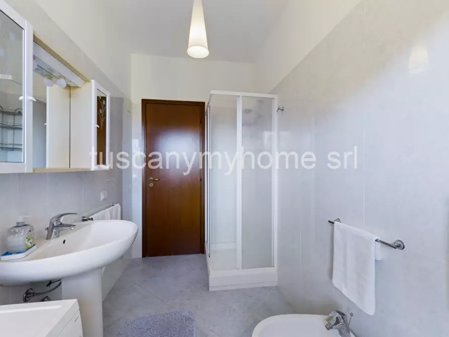 Immagine 17 di Appartamento in vendita  in Via 2 Giugno a Follonica