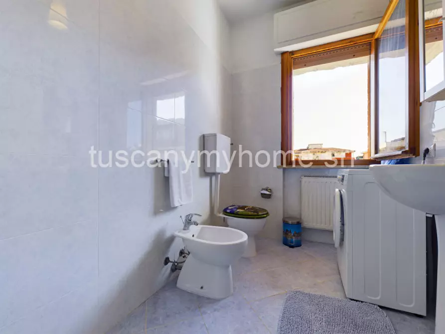 Immagine 18 di Appartamento in vendita  in Via 2 Giugno a Follonica