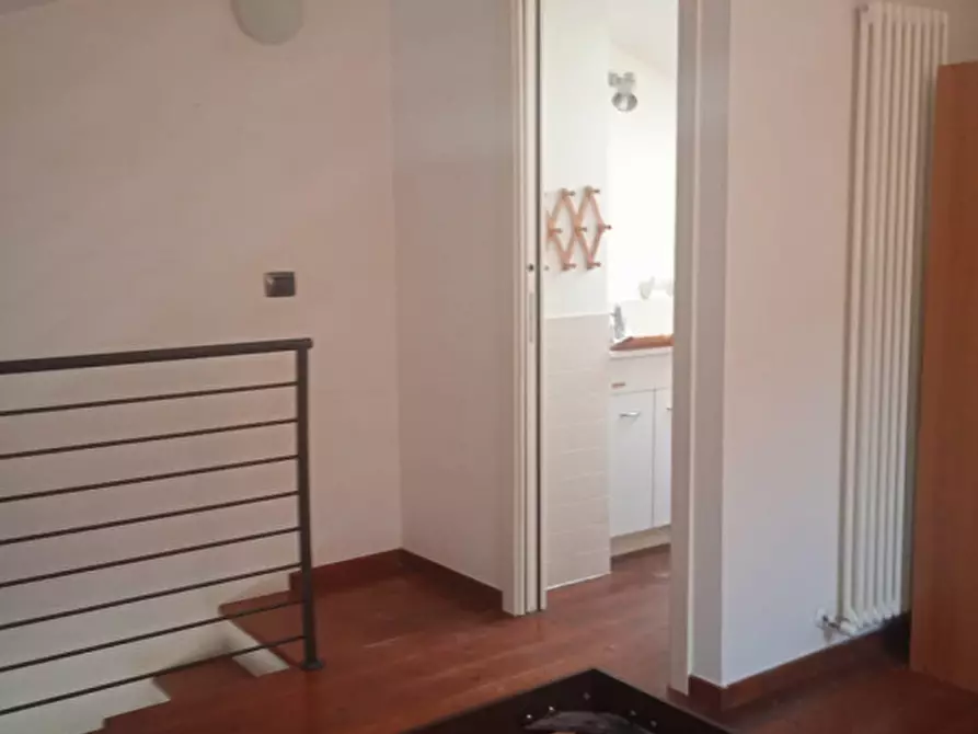 Immagine 10 di Appartamento in vendita  a Mondolfo