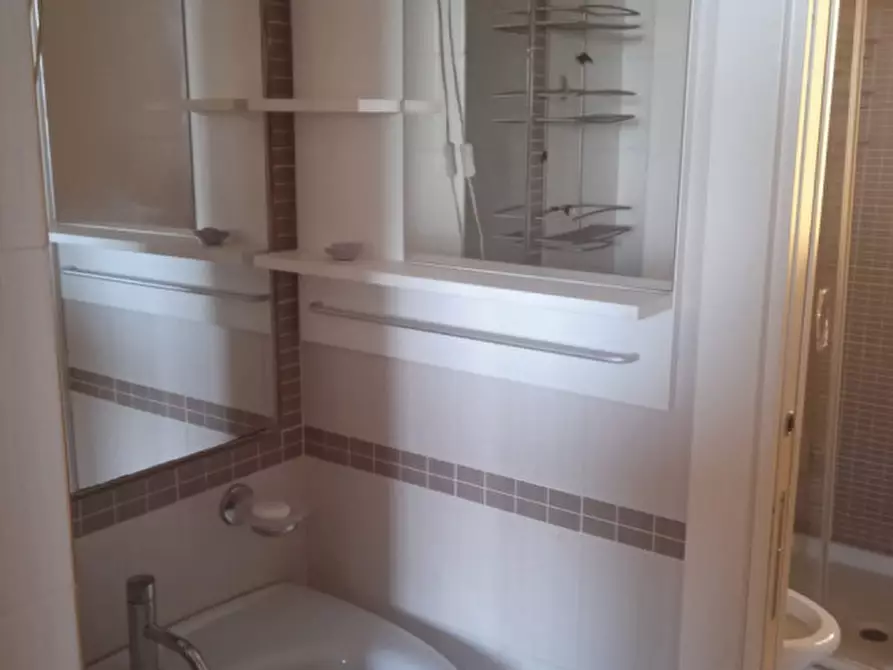 Immagine 31 di Appartamento in vendita  a Mondolfo