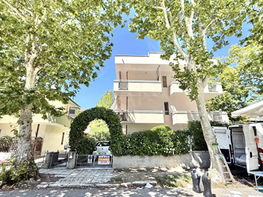 Immagine 29 di Appartamento in vendita  in Viale Andrea Mantegna, 23 a Cesenatico