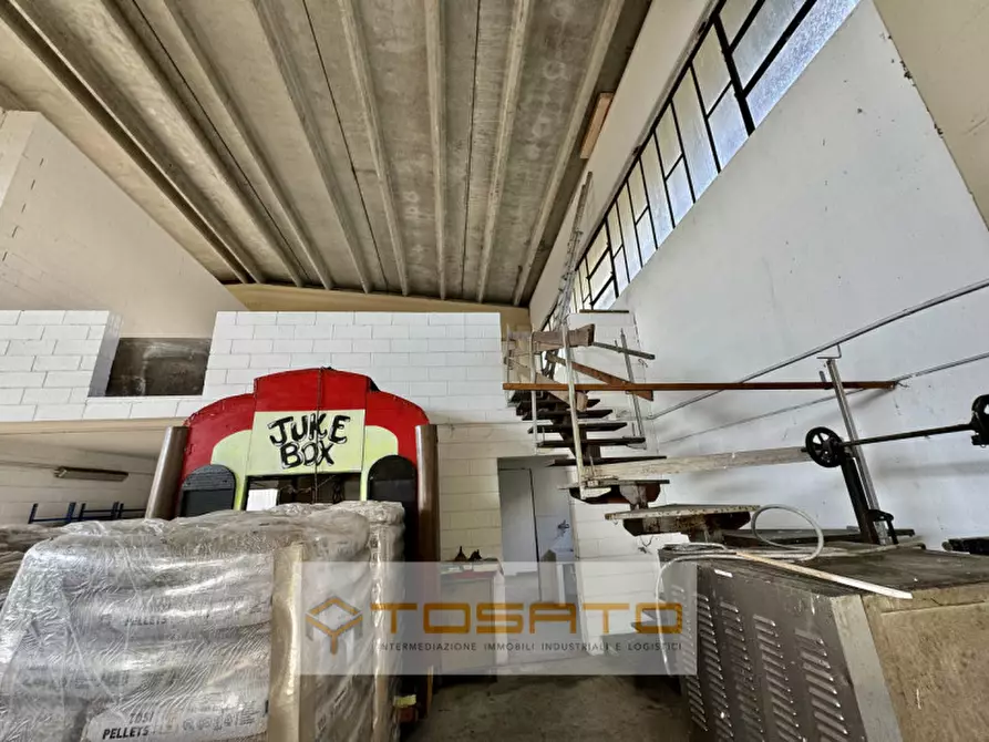 Immagine 4 di Capannone industriale in vendita  a Sona