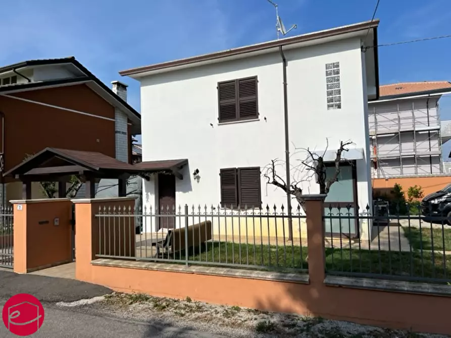 Immagine 1 di Casa indipendente in vendita  a Gatteo