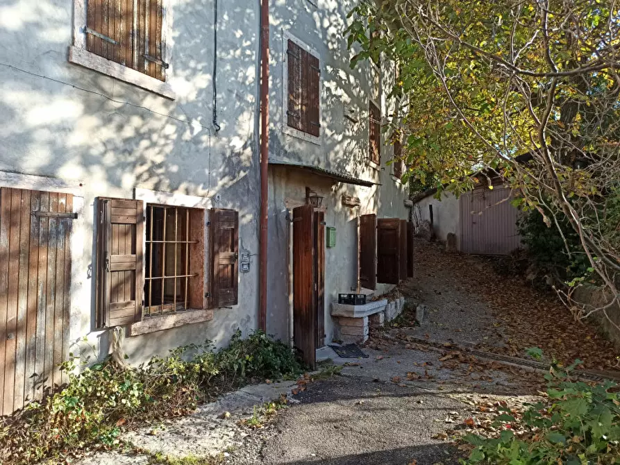 Immagine 1 di Rustico / casale in vendita  in Contrada Regno a Bosco Chiesanuova