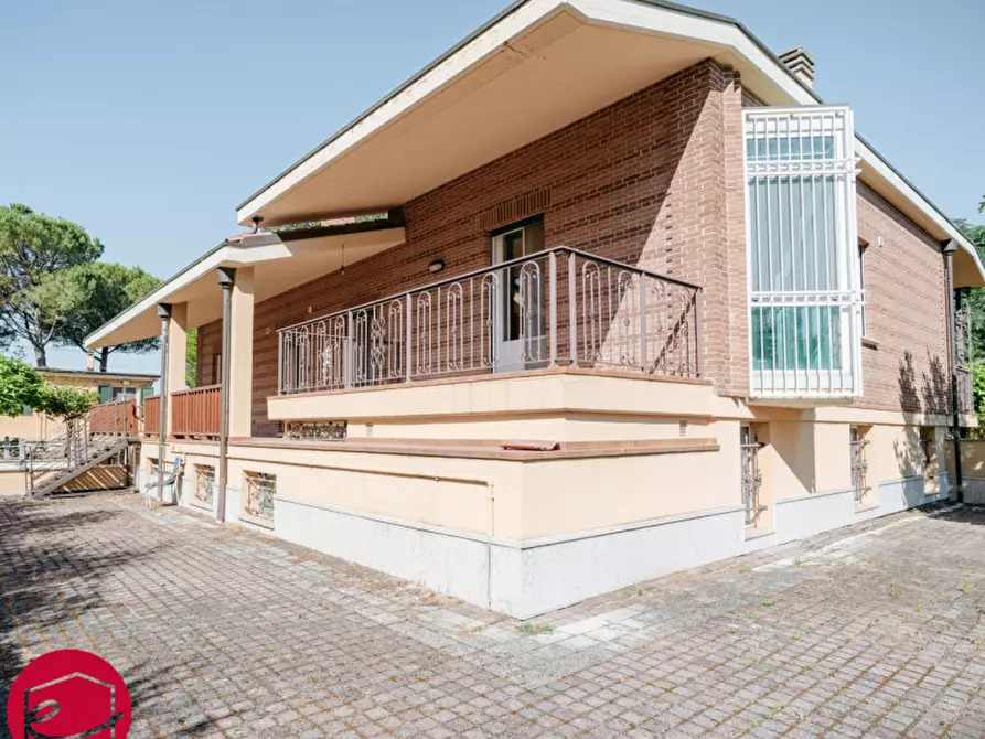 Immagine 7 di Villa in vendita  a Santarcangelo Di Romagna