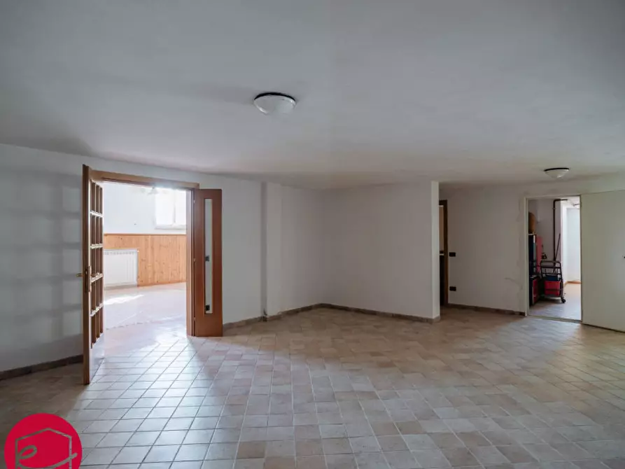 Immagine 17 di Villa in vendita  a Santarcangelo Di Romagna