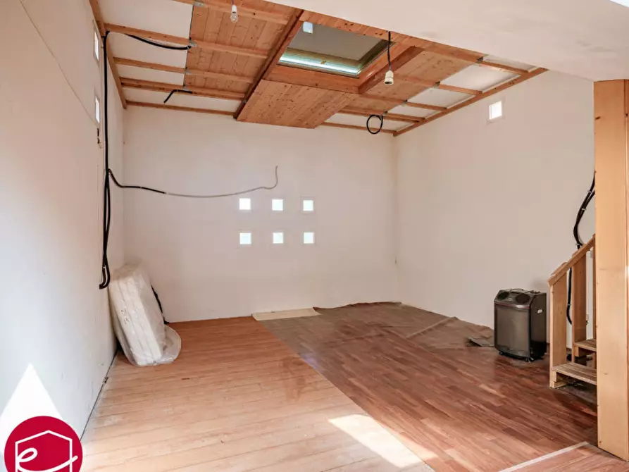 Immagine 20 di Villa in vendita  a Santarcangelo Di Romagna