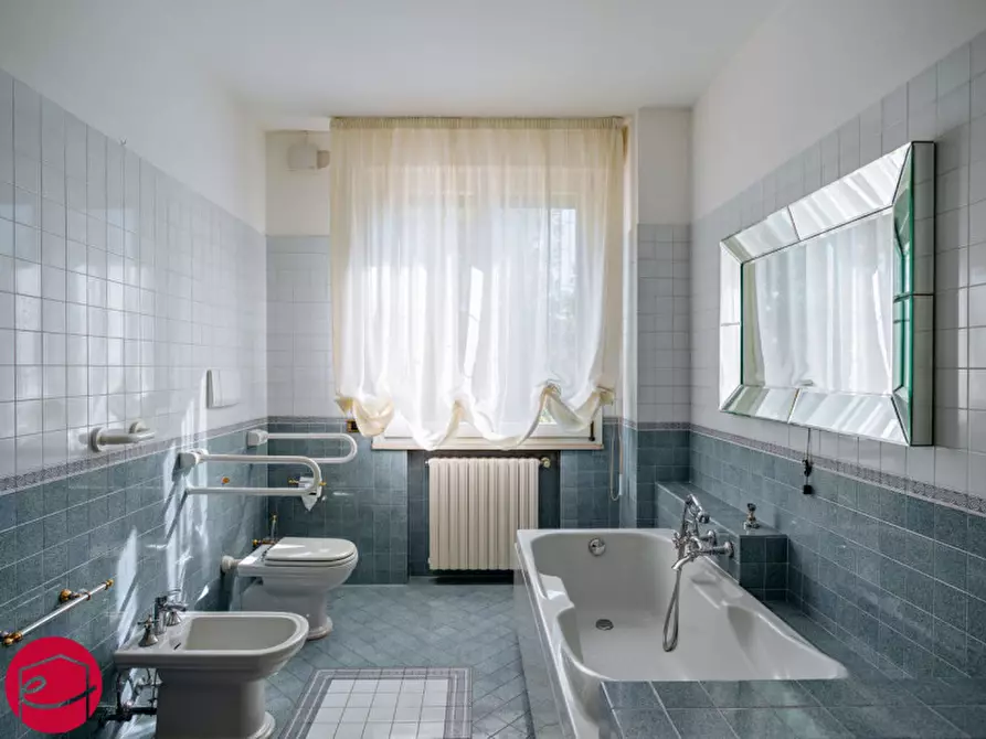 Immagine 21 di Villa in vendita  a Santarcangelo Di Romagna