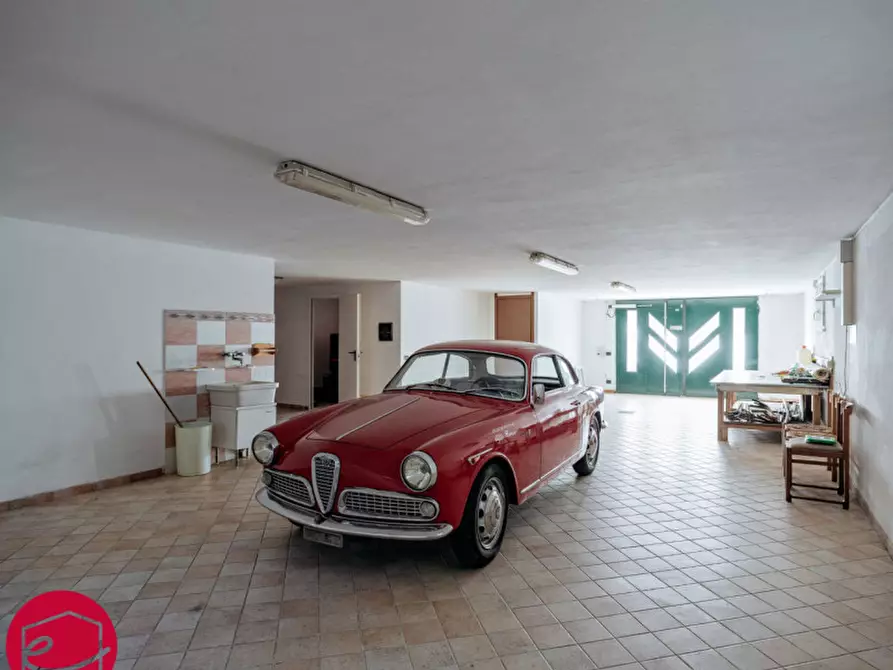 Immagine 24 di Villa in vendita  a Santarcangelo Di Romagna