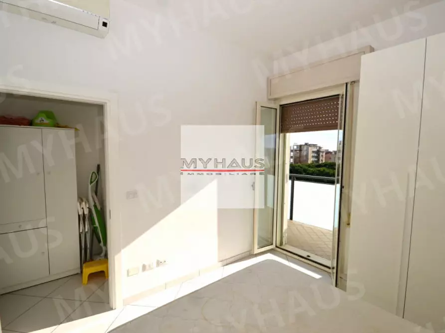 Immagine 20 di Appartamento in vendita  in Viale Antonio Canova 37 a Cesenatico