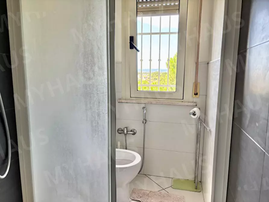 Immagine 23 di Appartamento in vendita  in Viale Antonio Canova 37 a Cesenatico