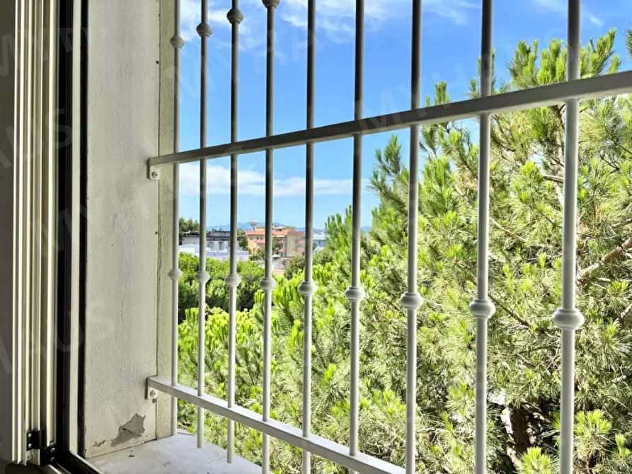 Immagine 25 di Appartamento in vendita  in Viale Antonio Canova 37 a Cesenatico