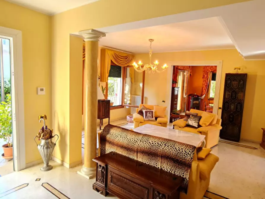 Immagine 9 di Casa indipendente in vendita  in San pio x a Abano Terme