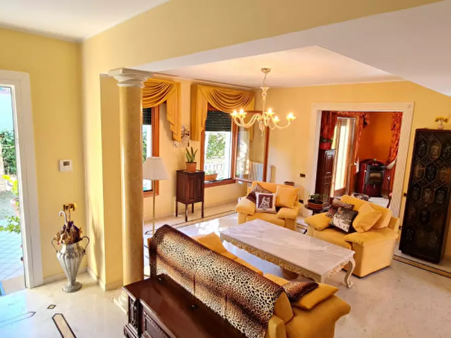 Immagine 11 di Casa indipendente in vendita  in San pio x a Abano Terme