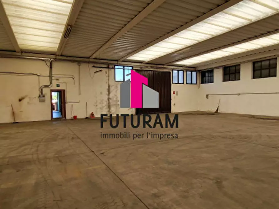 Immagine 1 di Capannone industriale in affitto  in Viale dell'Industria, 16 a Castelgomberto