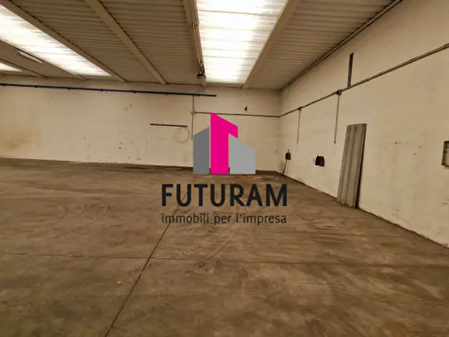 Immagine 3 di Capannone industriale in affitto  in Viale dell'Industria, 16 a Castelgomberto
