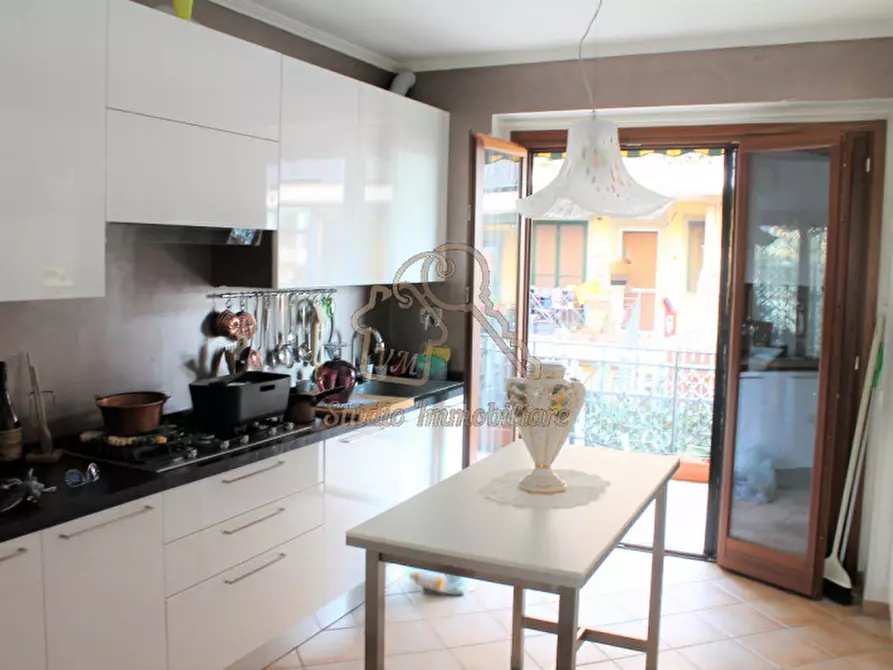 Immagine 2 di Appartamento in vendita  in via visano 31 a Roma