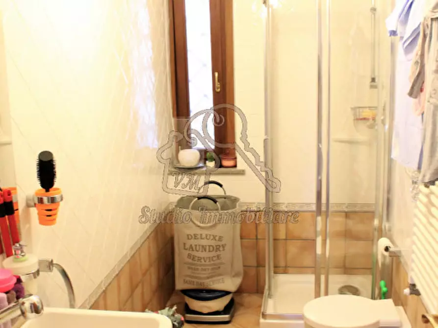 Immagine 11 di Appartamento in vendita  in via visano 31 a Roma