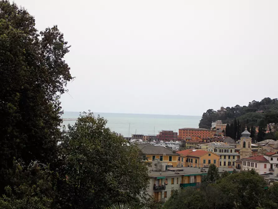 Immagine 1 di Appartamento in vendita  in Via Gramsci a Santa Margherita Ligure