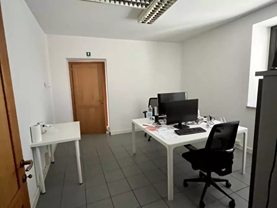 Immagine 13 di Ufficio in affitto  in piazzale dell'antica gora a Montevarchi