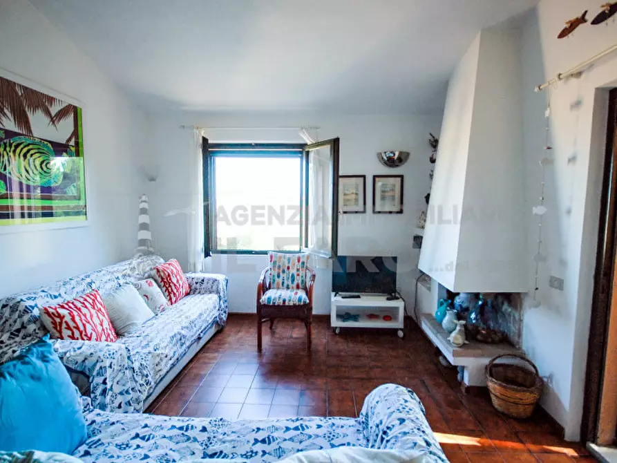 Immagine 1 di Appartamento in vendita  in Via Chiusedda a La Maddalena