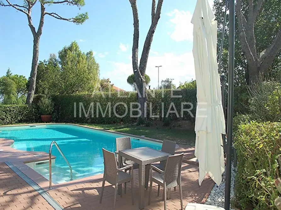 Immagine 15 di Villetta a schiera in vendita  in viale Trebaci a Riccione