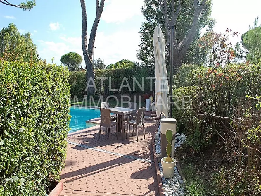 Immagine 16 di Villetta a schiera in vendita  in viale Trebaci a Riccione