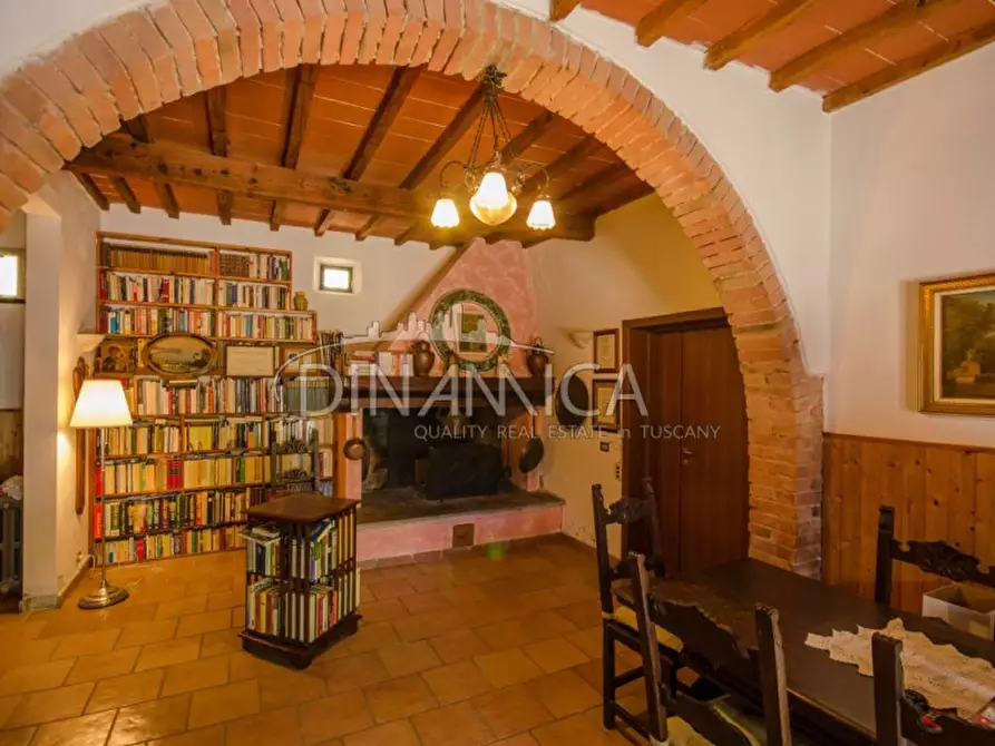 Immagine 2 di Agriturismo in vendita  a Castelfiorentino