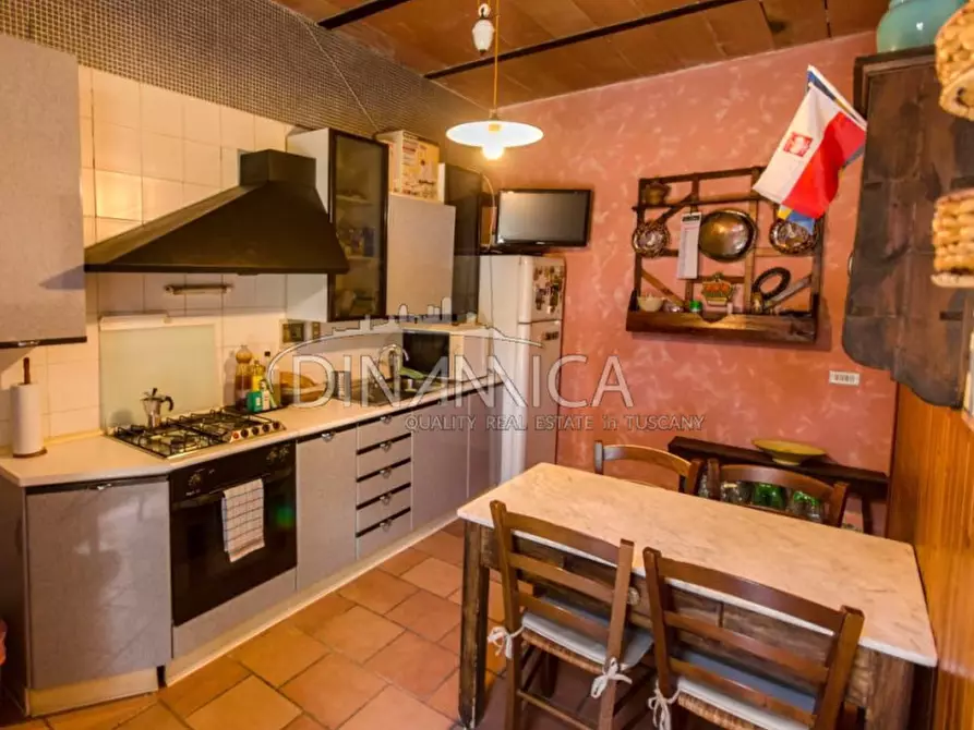 Immagine 7 di Agriturismo in vendita  a Castelfiorentino