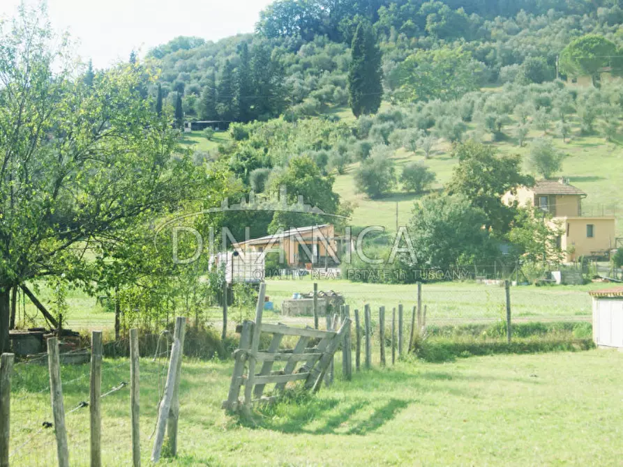 Immagine 13 di Agriturismo in vendita  a Castelfiorentino