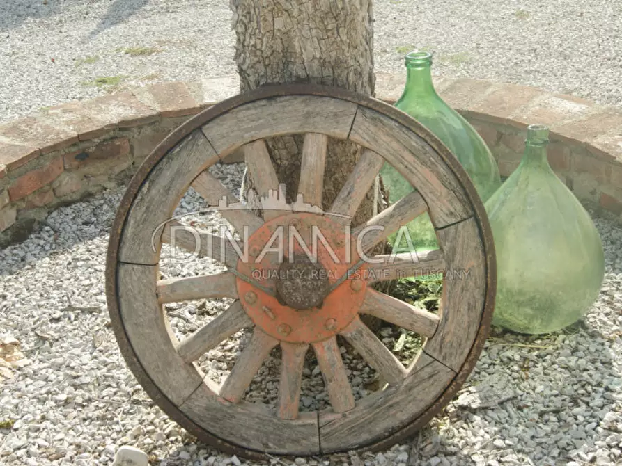 Immagine 37 di Agriturismo in vendita  a Castelfiorentino