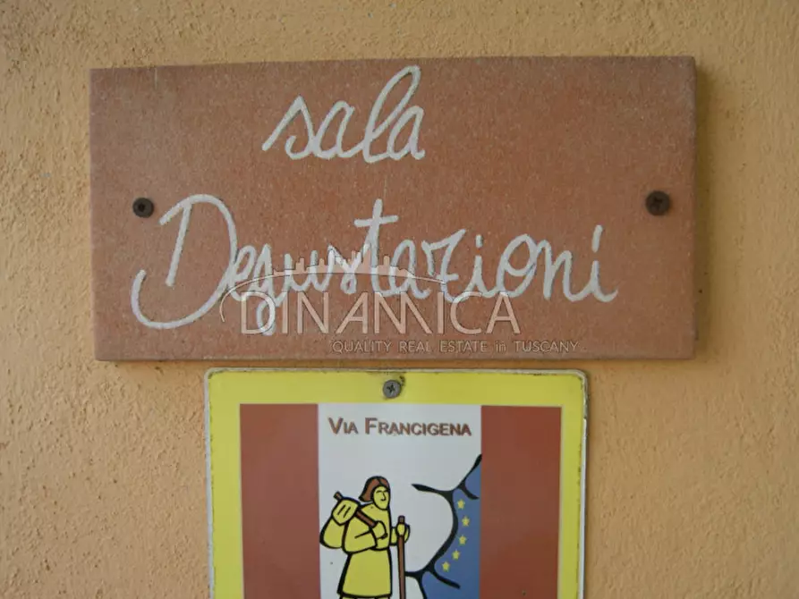 Immagine 41 di Agriturismo in vendita  a Castelfiorentino