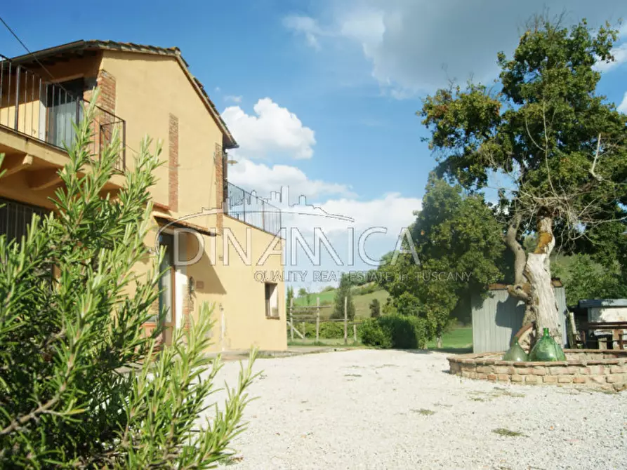 Immagine 55 di Agriturismo in vendita  a Castelfiorentino