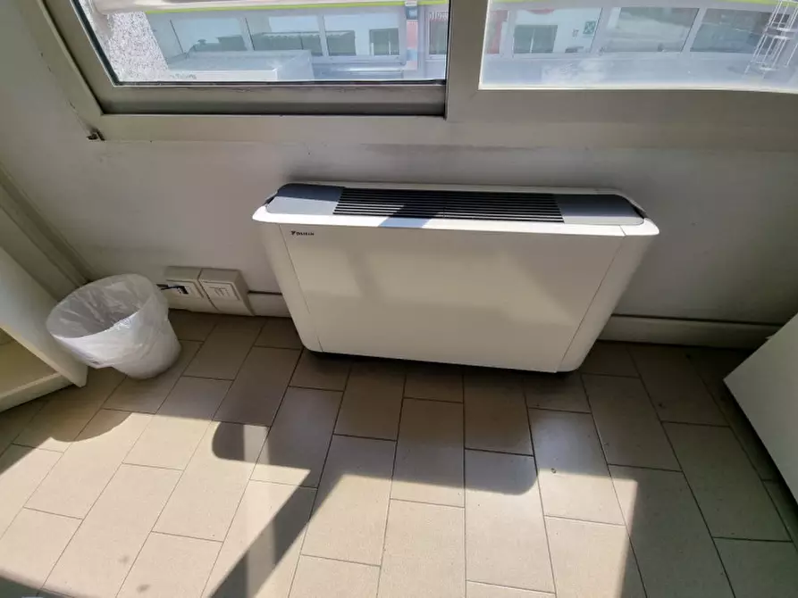 Immagine 5 di Capannone industriale in vendita  in via roma a Pontelongo