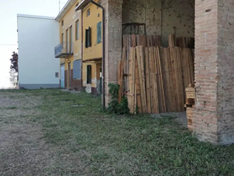 Immagine 48 di Rustico / casale in vendita  in Via Vittorina Nenni, 26/24 a Torrile