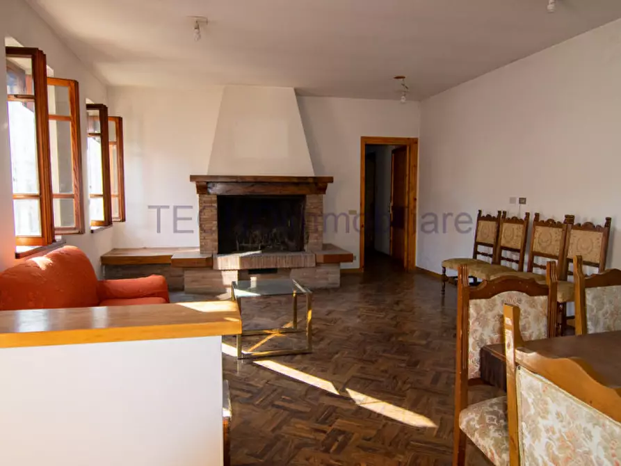 Immagine 15 di Rustico / casale in vendita  a Perugia