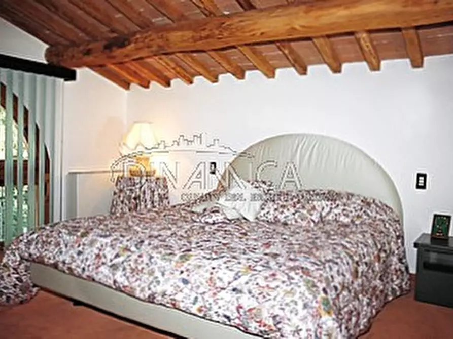 Immagine 47 di Rustico / casale in vendita  a San Miniato