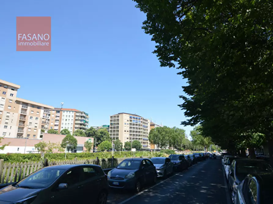 Immagine 18 di Camera in affitto  in Via Tirreno 145 a Torino