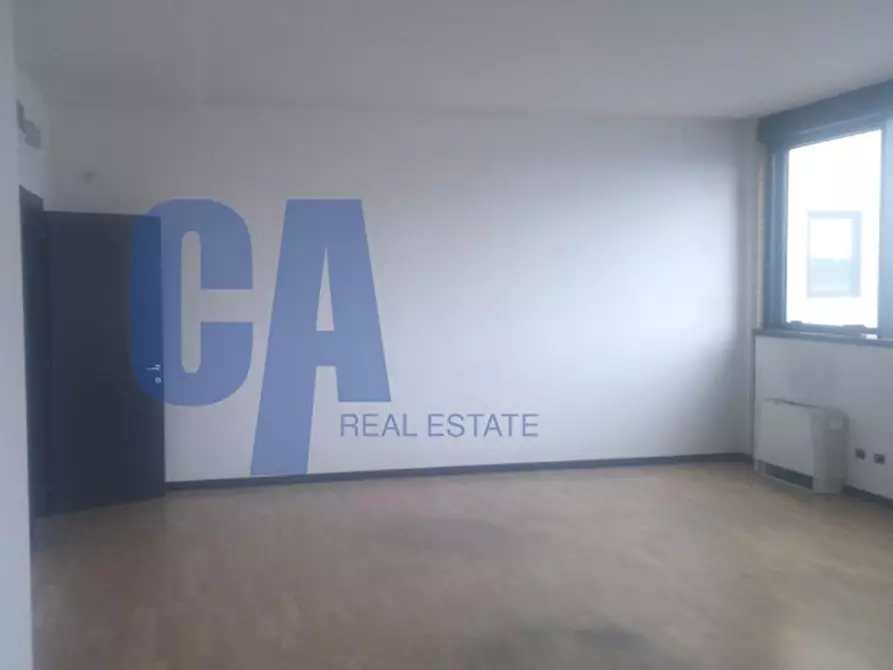 Immagine 8 di Ufficio in affitto  in VIA CANTORE GEN. a Sesto San Giovanni