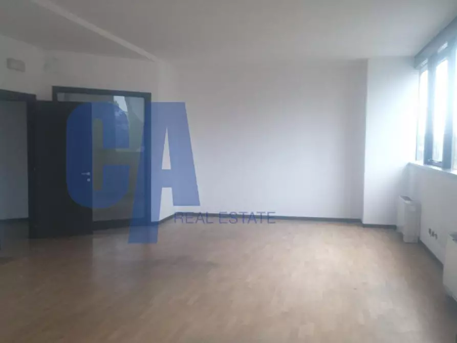 Immagine 2 di Ufficio in affitto  in VIA CANTORE GEN. a Sesto San Giovanni