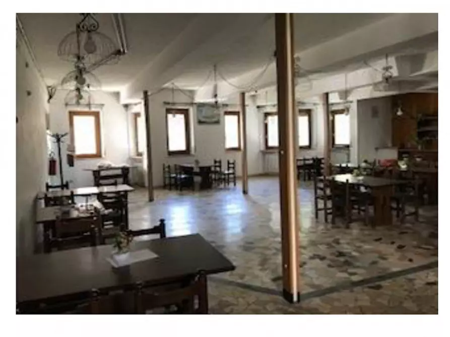 Immagine 10 di Hotel in vendita  in VIALE DELLA VITTORIA 31 a Bardonecchia