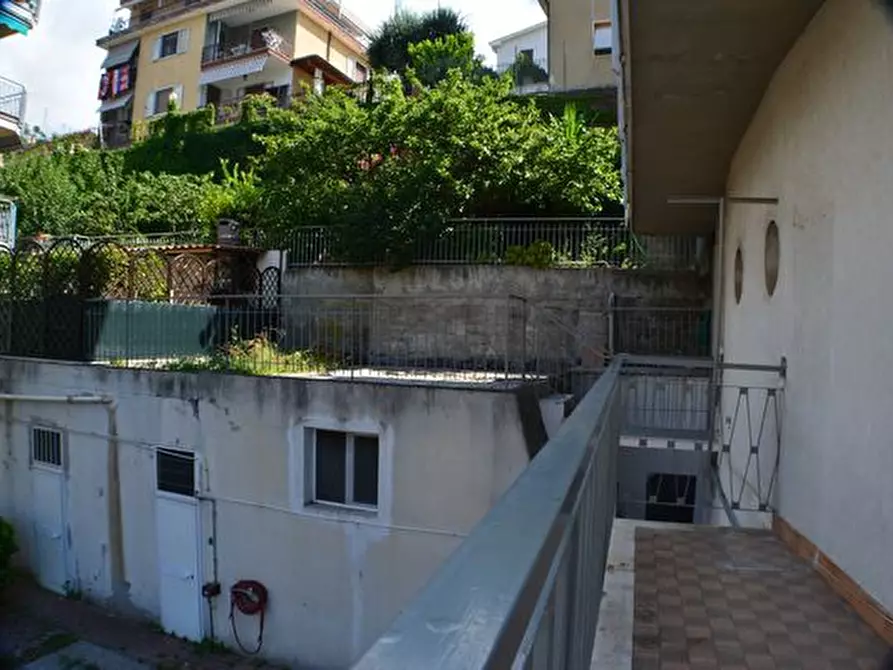 Immagine 8 di Appartamento in vendita  in Via Dante Alighieri a San Remo